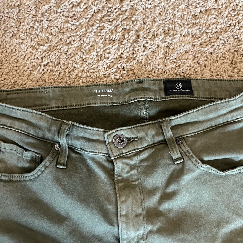 AG Adriano Goldschmeid The Prima Cigarette Leg